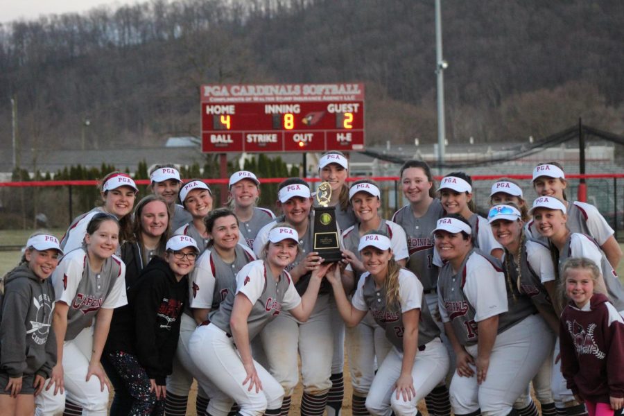 The+Lady+Cards+team+posing+with+the+Trophy+for+winning+the+Cardinal+Classic.