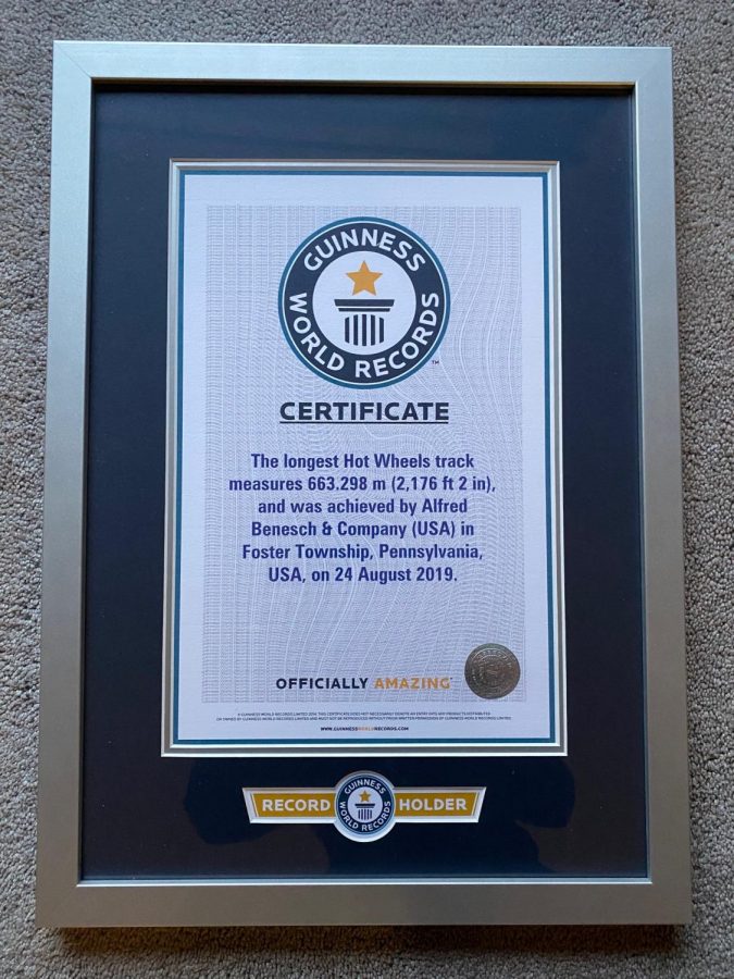Guinness World Record Plaque for the longest Hot Wheels Track.